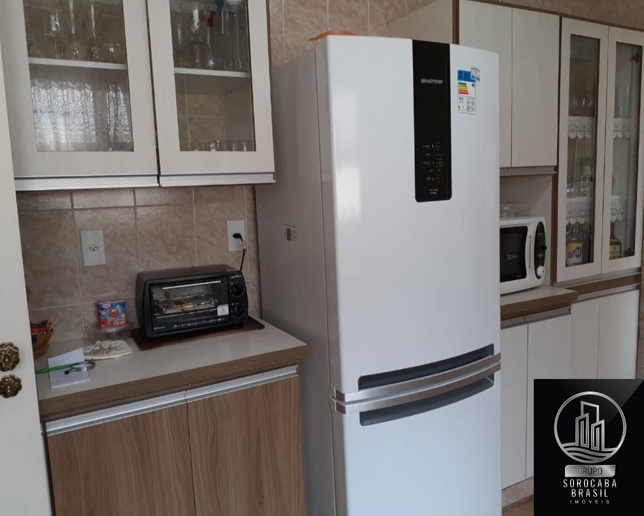 Apartamento com 3 dormitórios à venda, 155 m² por R$ 680.000