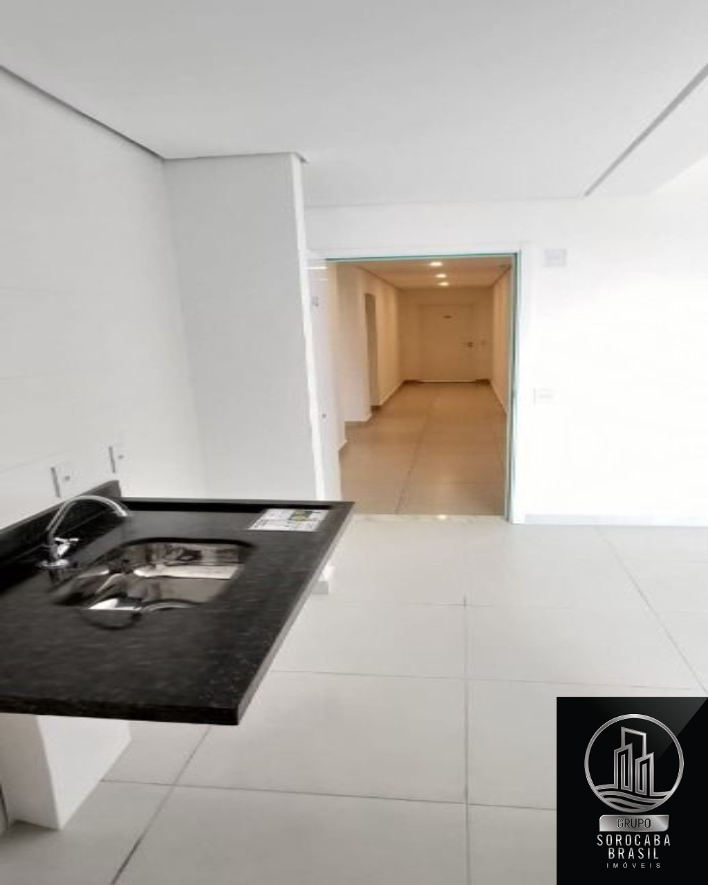 Apartamento com 2 dormitórios à venda, 55 m² por R$ 450.000 