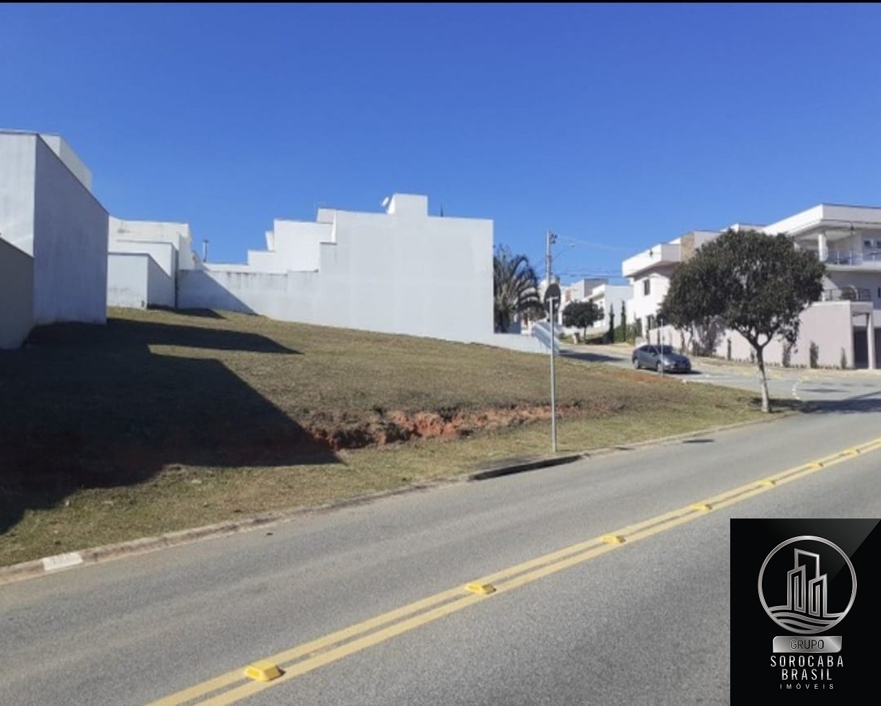 Terreno de esquina em condomínio villagio millano $440.000,0