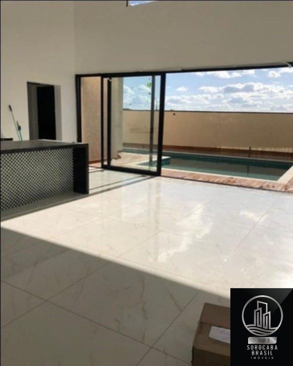 Casa com 3 dormitórios à venda, 299 m² por R$ 2.100.000 - al