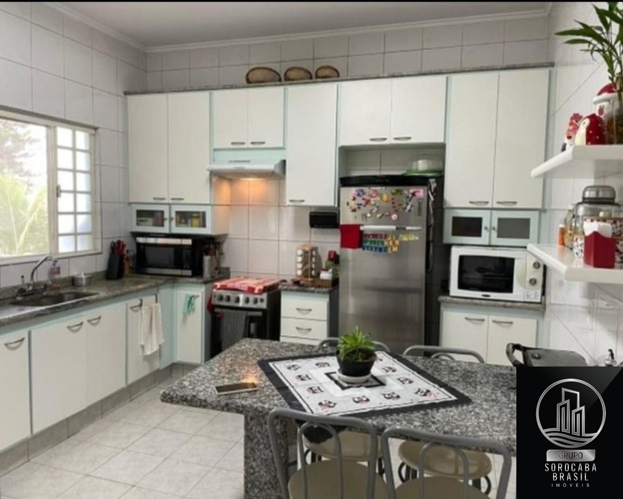Chácara com 4 dormitórios à venda, 1700 m² por R$ 880.000 -  - foto 1