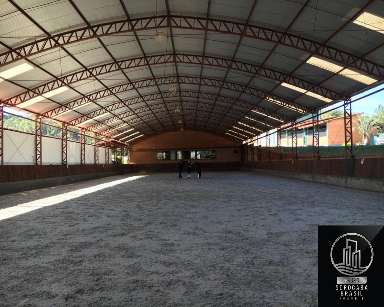 Haras em ibiuna,sp localizado a 700 mtrs do asfalto e a 10 k