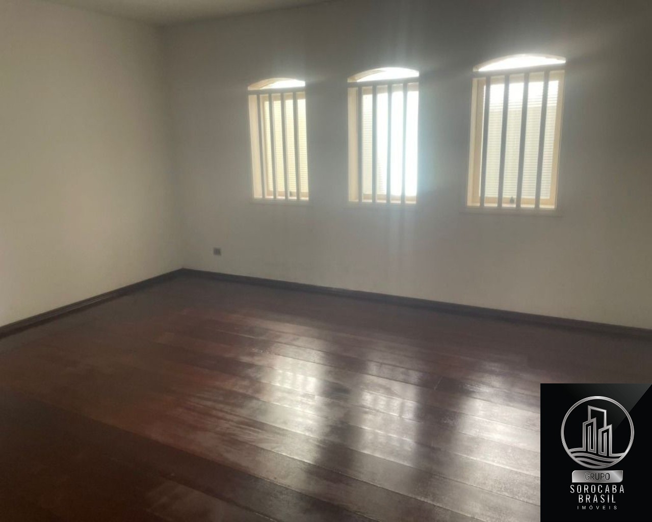 Sobrado com 7 dormitórios à venda, 707 m² por R$ 3.890.000 -