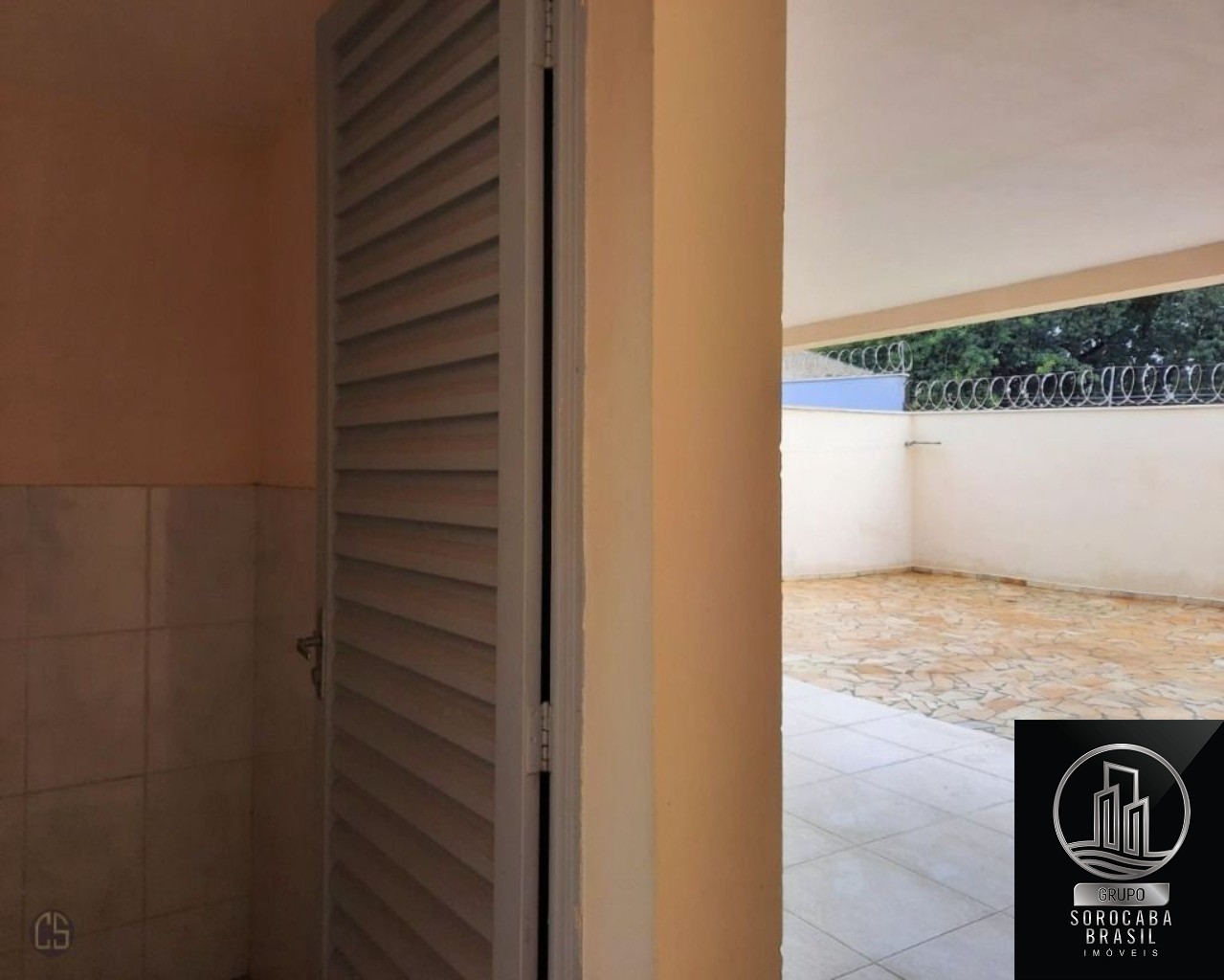 Sobrado com 3 dormitórios à venda, 226 m² por R$ 750.000 - c