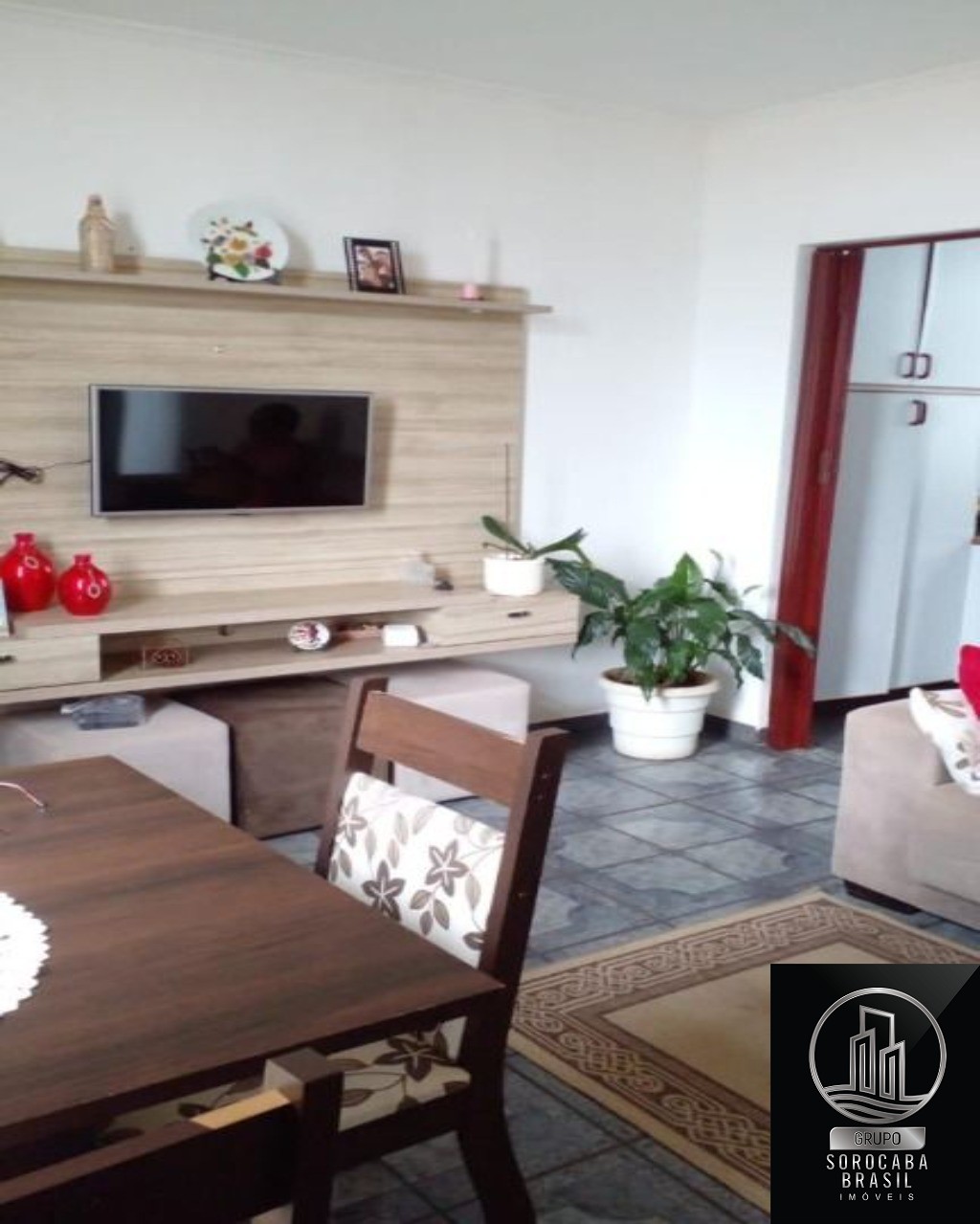 Apartamento com 2 dormitórios à venda, 68 m² por R$ 200.000 