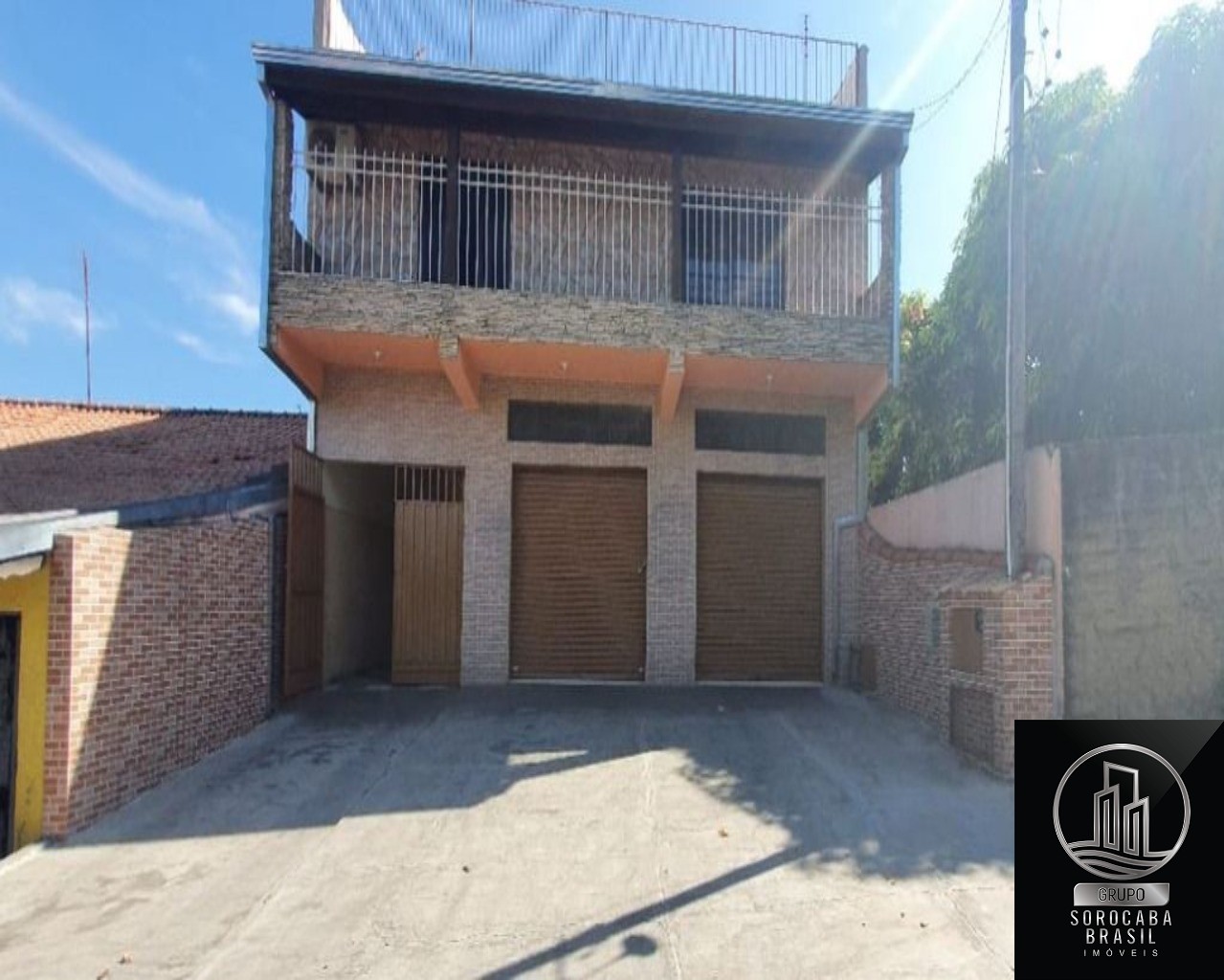 Sobrado com 3 dormitórios à venda, 417 m² por R$ 800.000 - p