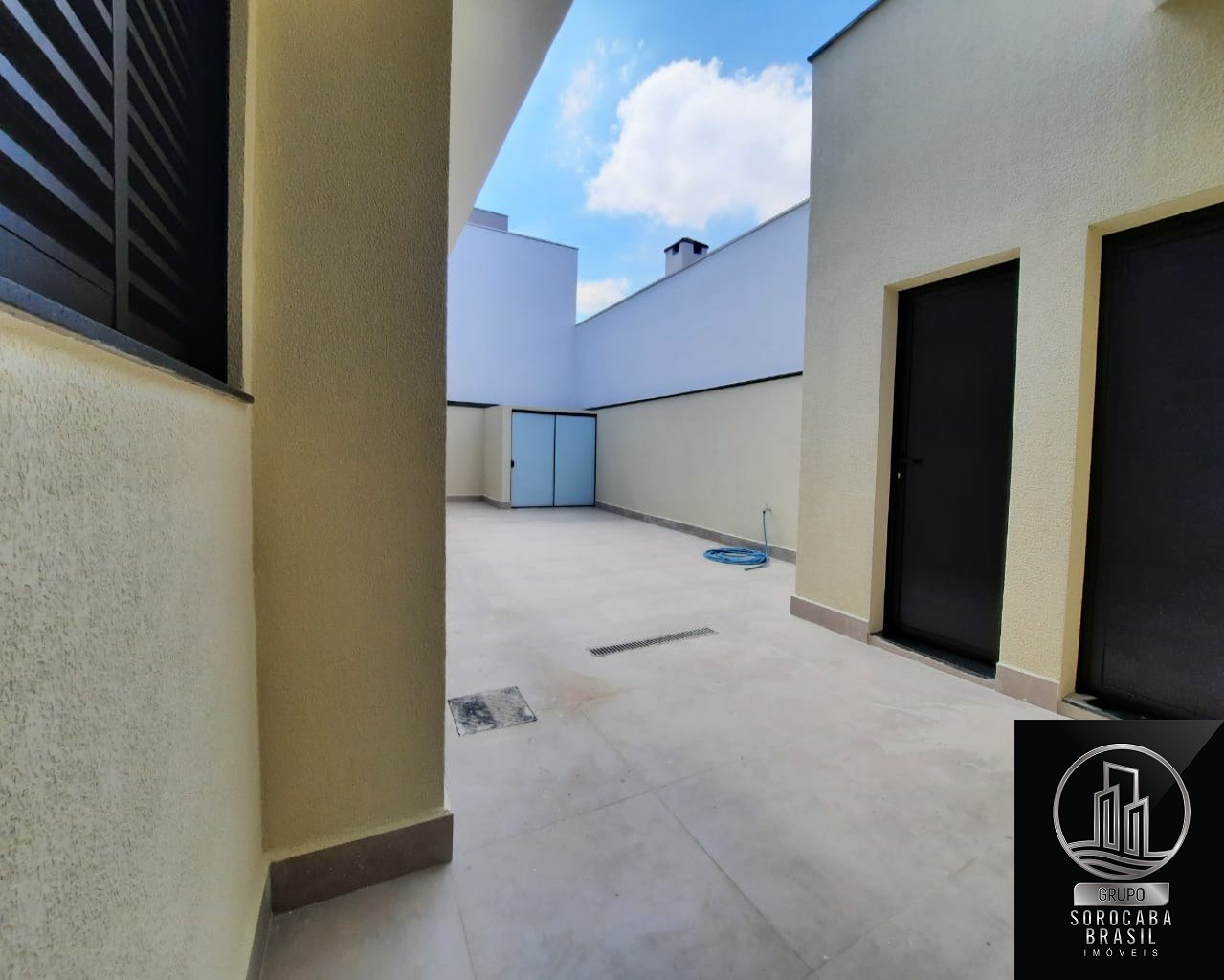 Excelente casa térrea recém construída residencial villa do 