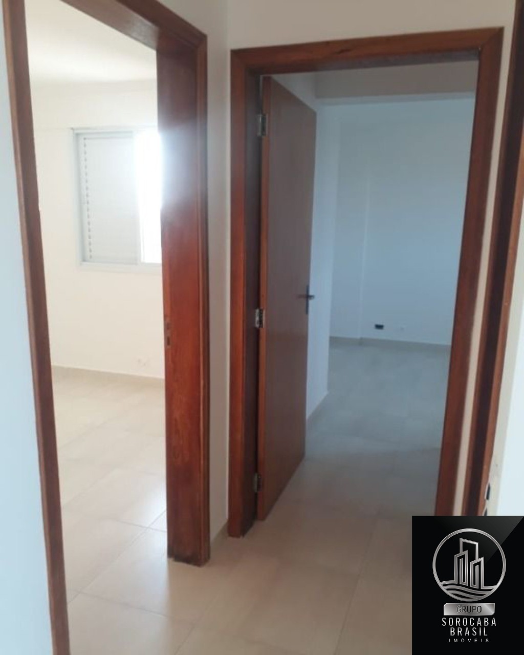 Apartamento com 2 dormitórios à venda, 63 m² por R$ 350.000 