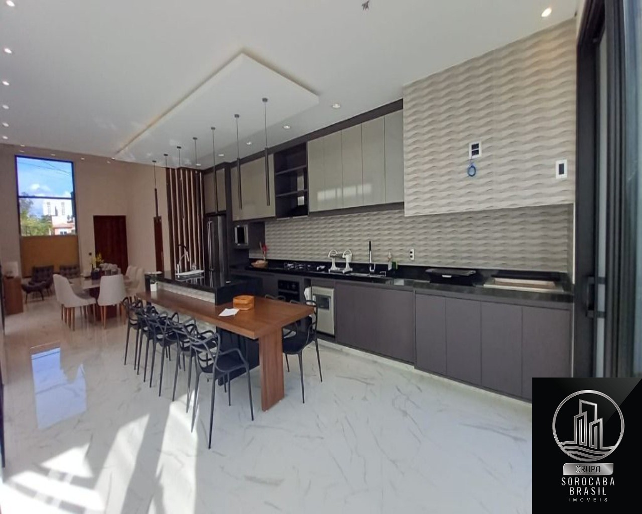 Casa com 3 dormitórios à venda, 210 m² por R$ 2.150.000 - gi