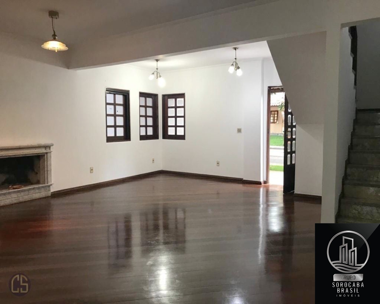Sobrado com 3 dormitórios à venda, 241 m² por R$ 870.000 - c