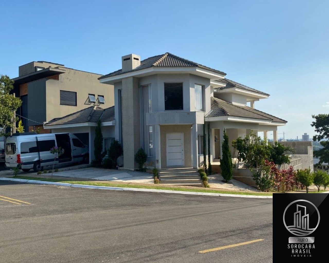 Casa com 4 dormitórios à venda, 396 m² por R$ 1.800.000 - ja
