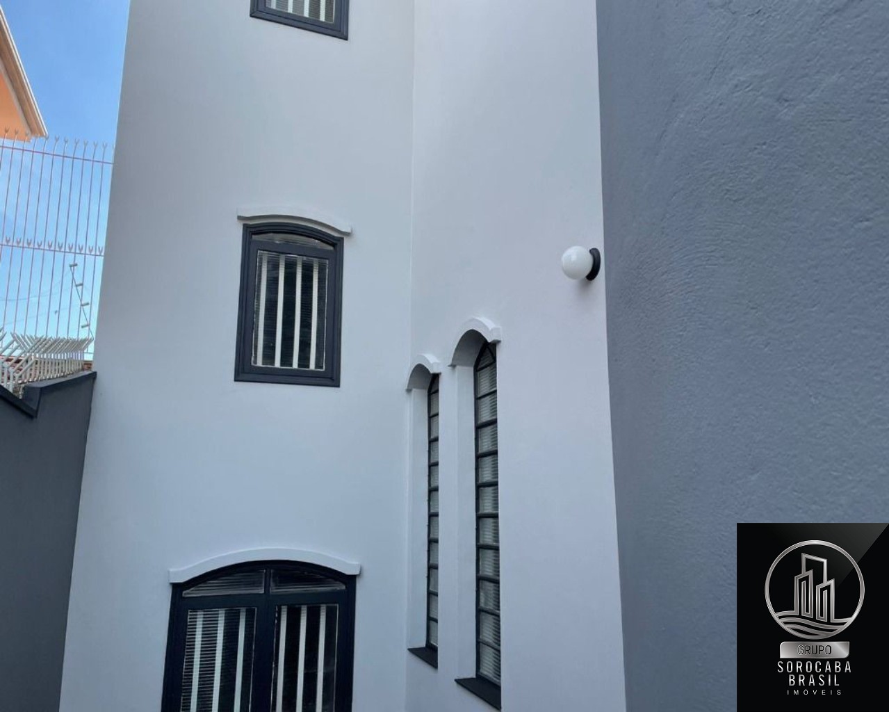 Sobrado com 7 dormitórios à venda, 707 m² por R$ 3.890.000 -