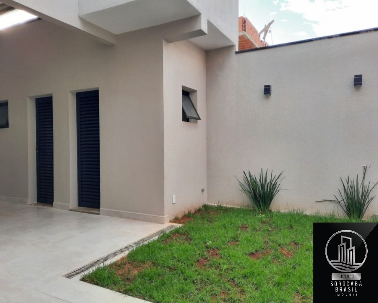 Casa com 3 dormitórios à venda, 166 m² por R$ 1.200.000 - co