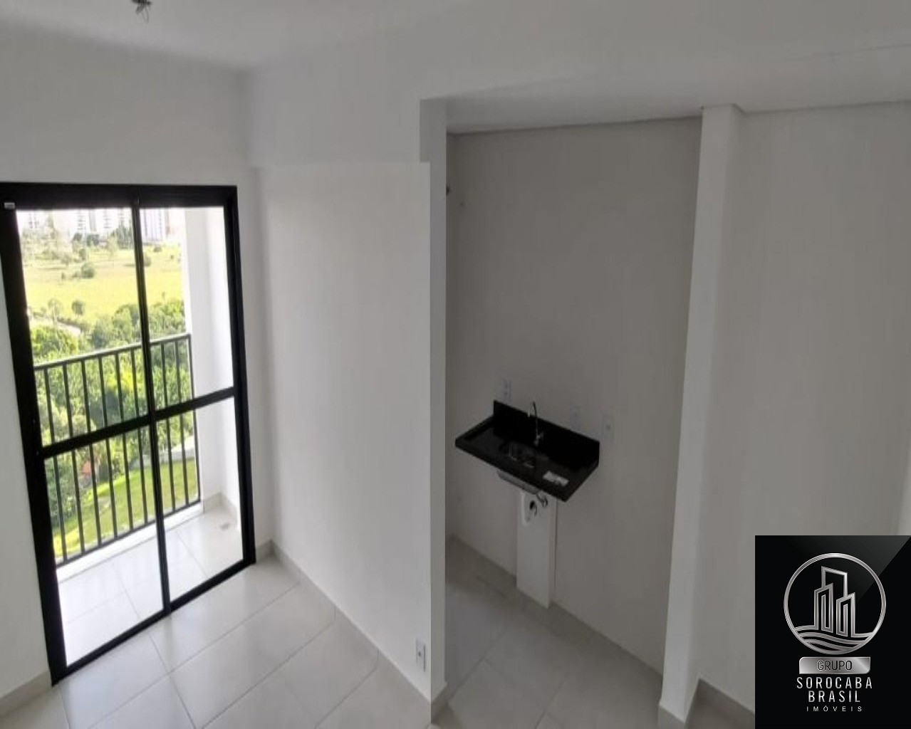Apartamento com 2 dormitórios à venda, 55 m² por R$ 450.000 