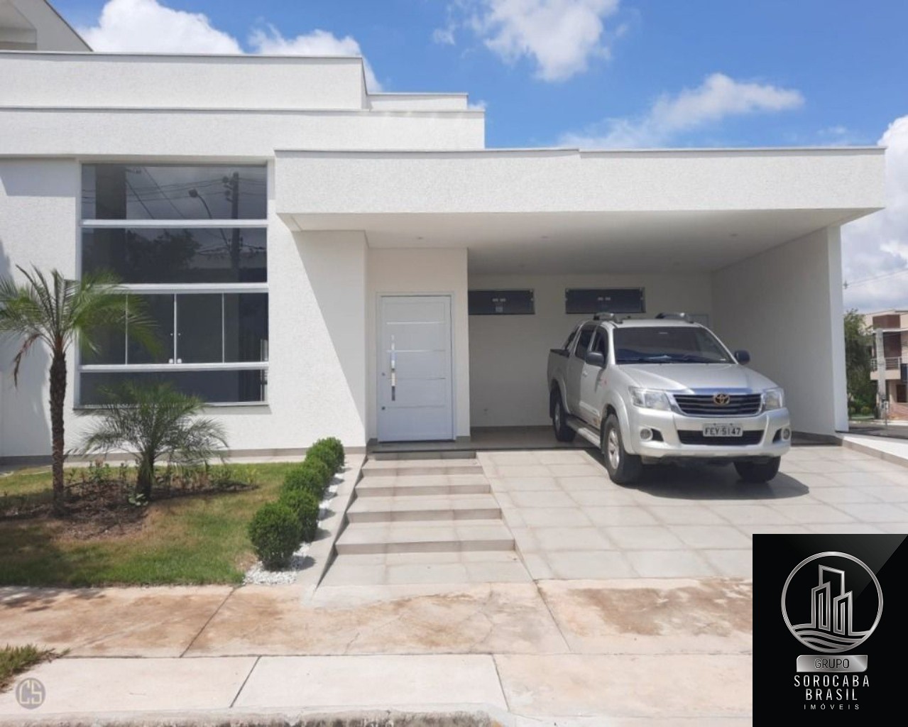 Casa com 3 dormitórios à venda, 205 m² por R$ 950.000 - cond