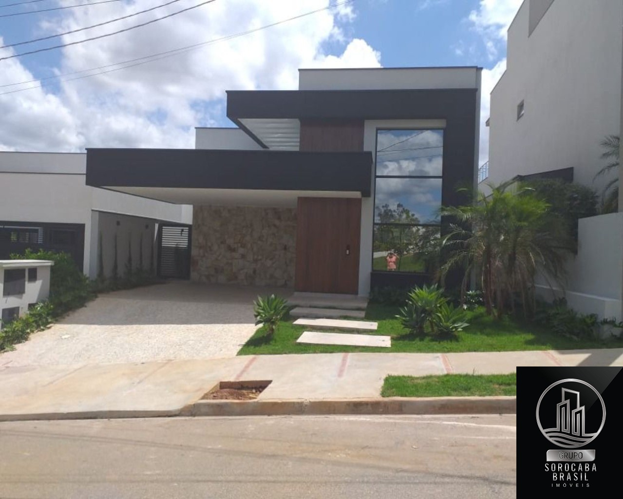 Casa com 3 dormitórios à venda, 210 m² por R$ 2.150.000 - gi