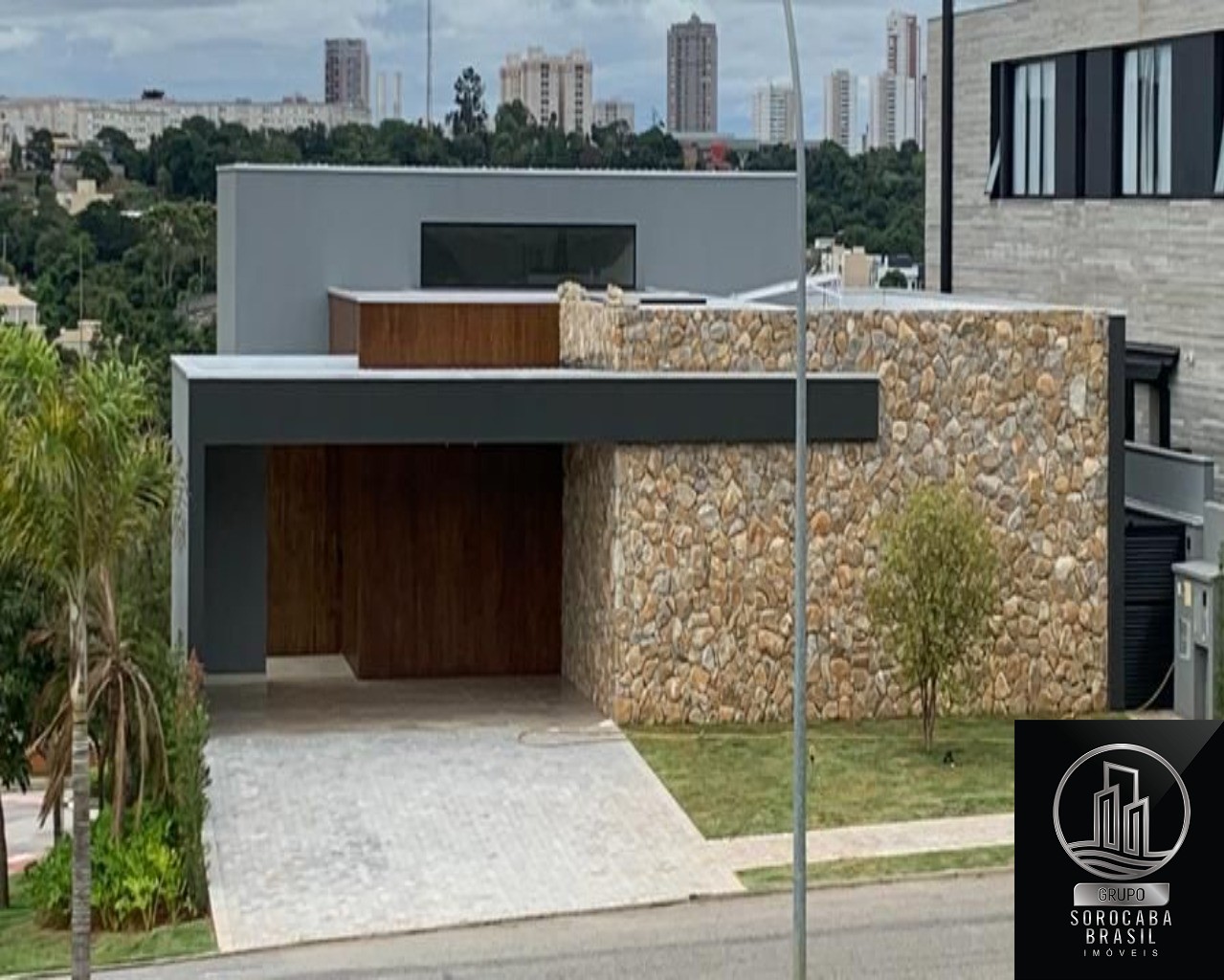 Casa com 4 dormitórios à venda, 360 m² por R$ 2.980.000 - al
