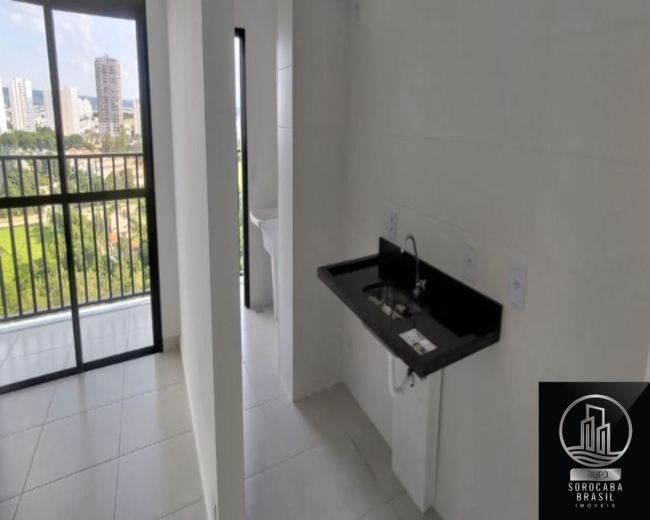 Apartamento com 2 dormitórios à venda, 55 m² por R$ 450.000 