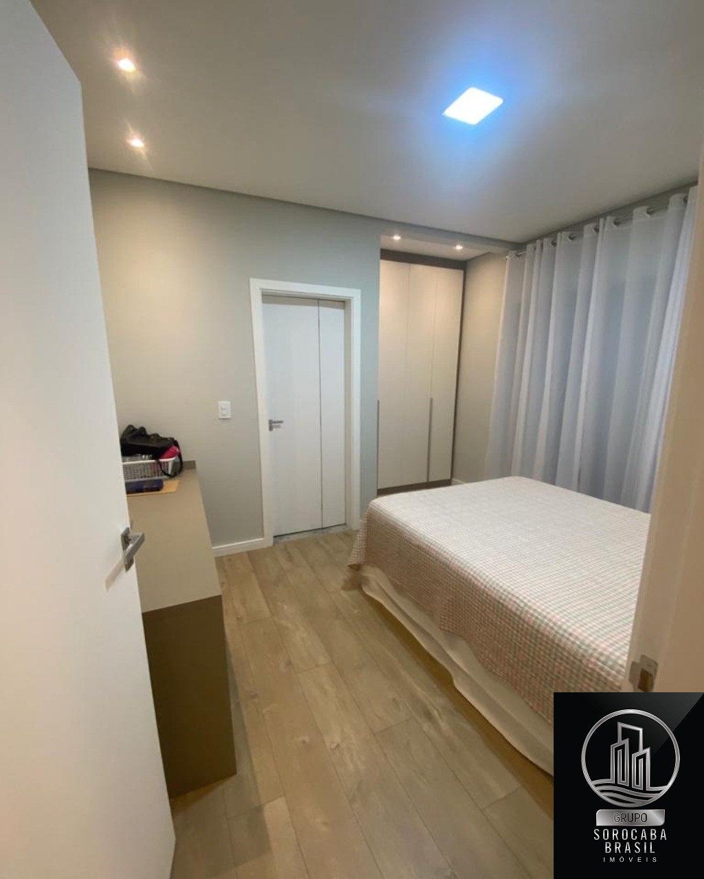 Casa condominio villagio milano com 3 dormitório sendo 1 suí
