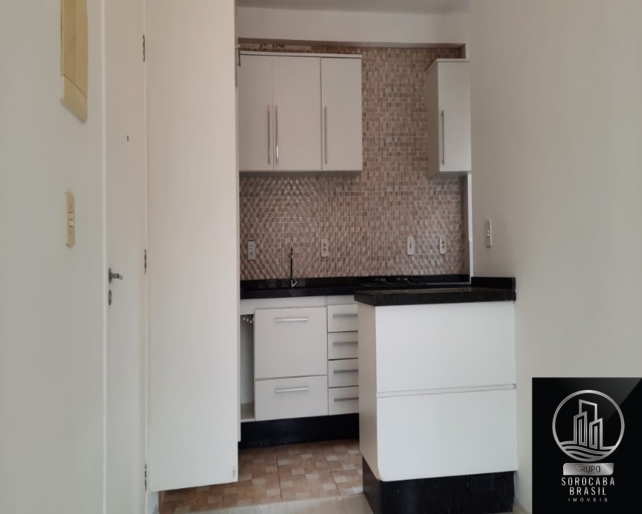 Apartamento residencial, av. Pitangueiras, R$375.000,00.
