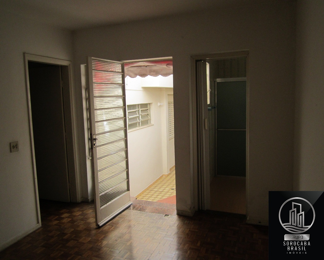 Casa residencial, santa teresinha, locação R$4.500,00.