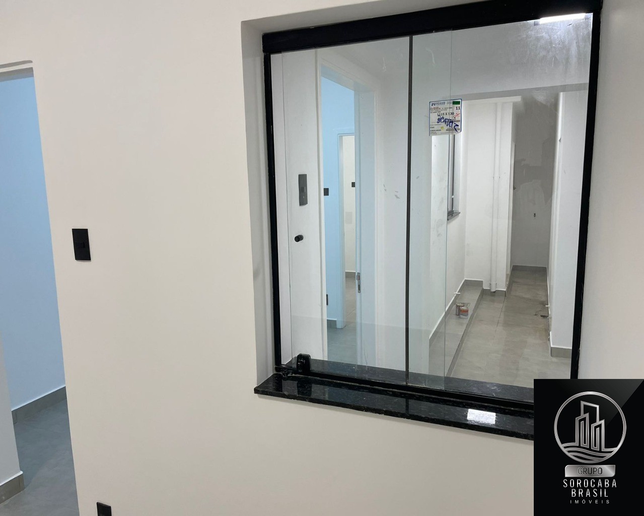 Sala comercial, centro, venda R$420.000,00/ aluguel R$ 2.500