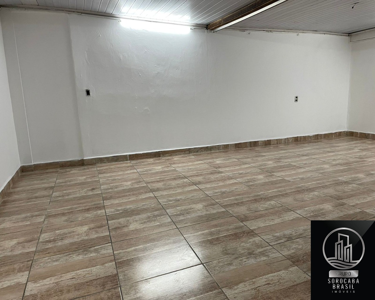 Salão comercial av .general carneiro $1.900,00 - foto 3