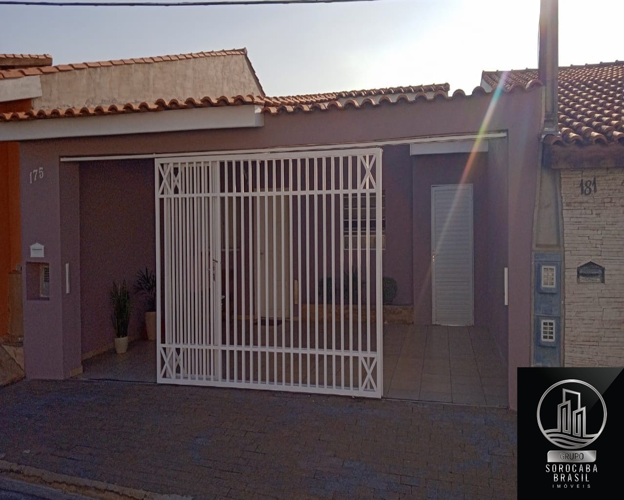 Casa residencial, real parque, R$300.000,00.