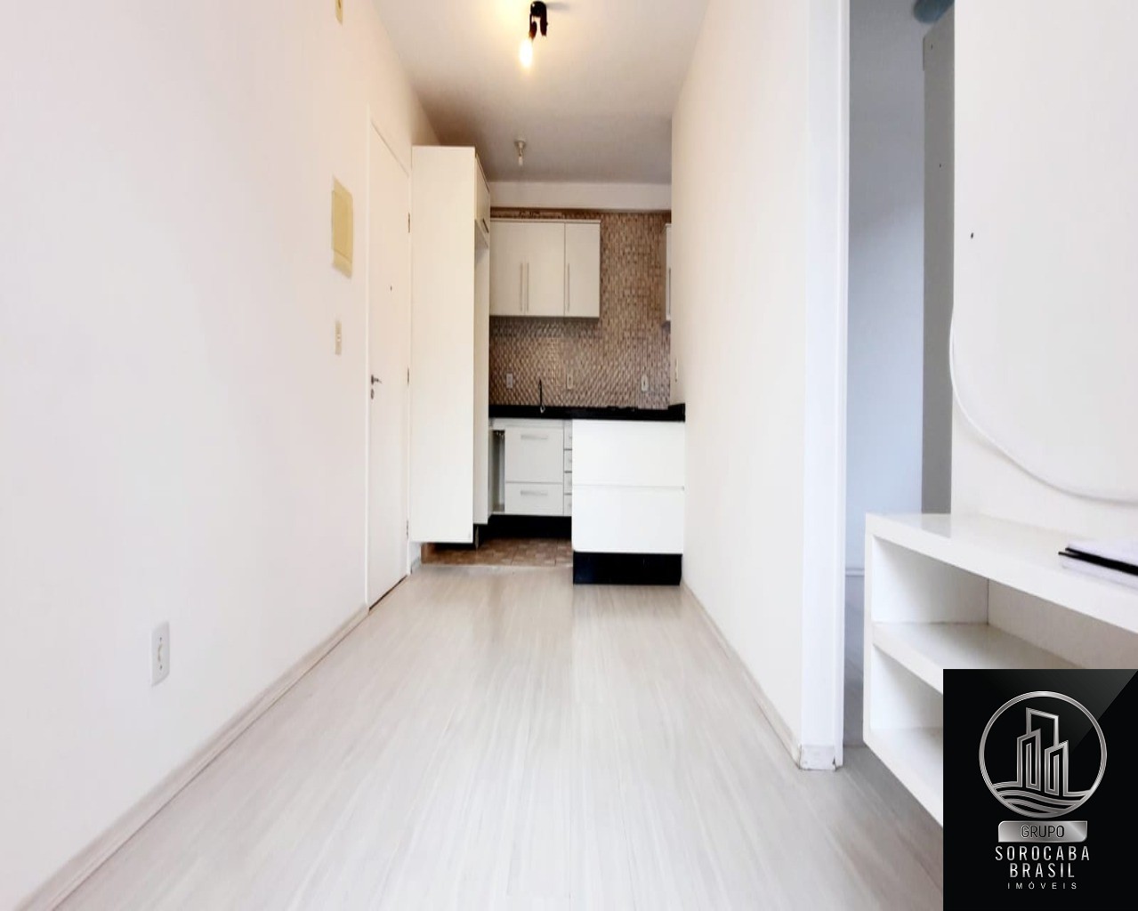 Apartamento residencial, av. Pitangueiras, R$375.000,00.