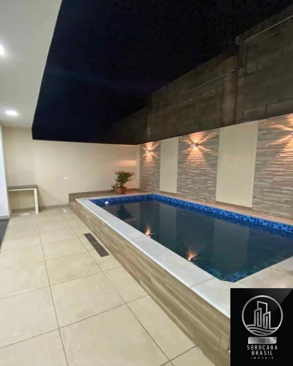 Sobrado com 3 dormitórios à venda, 147 m² por R$ 722.000 - h