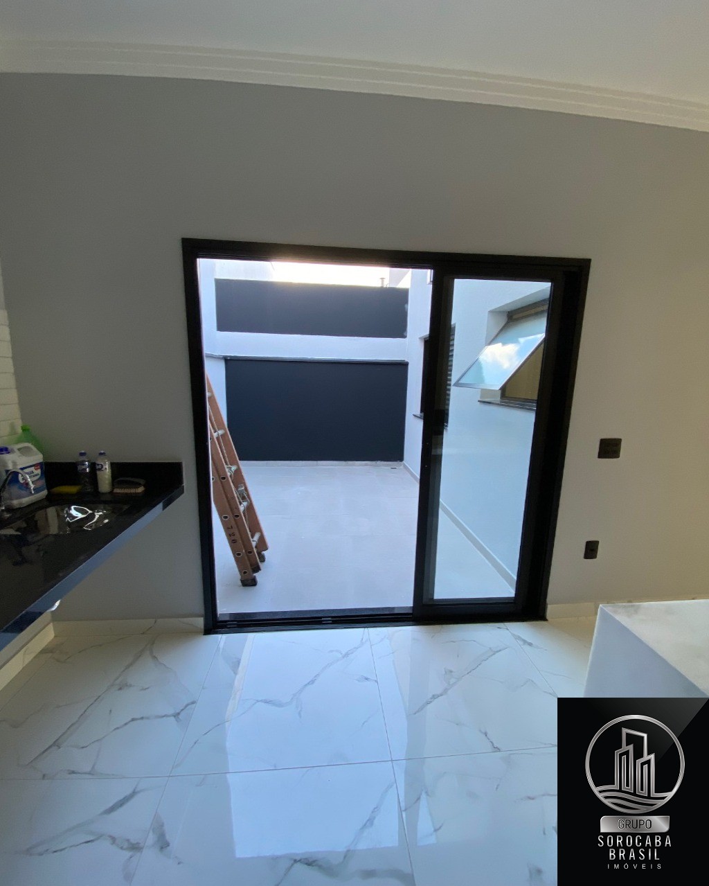 Casa no cond. Terras de são francisco, R$650.000,00.