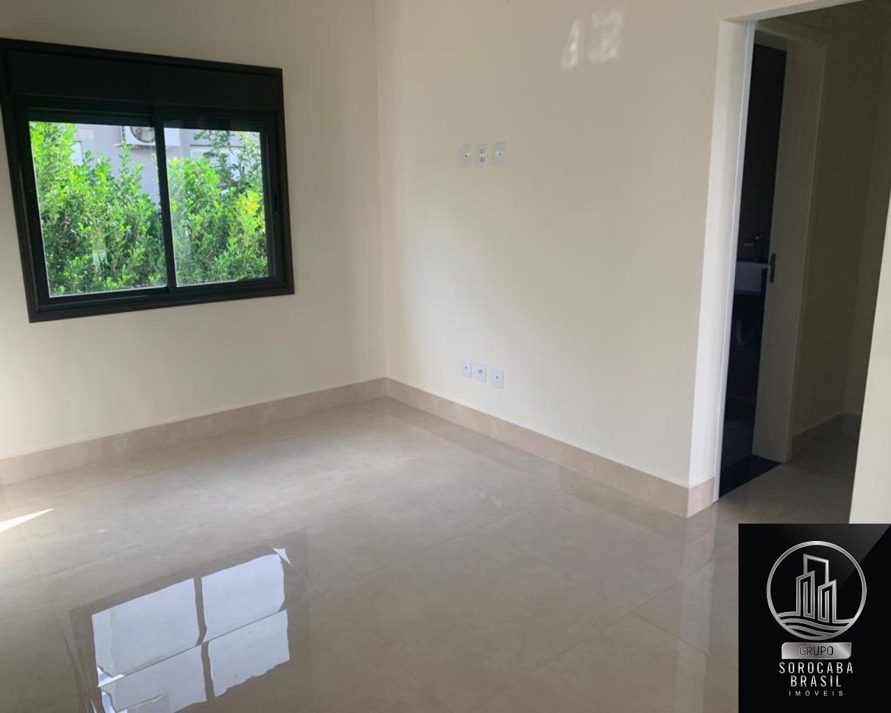 Casa residencial, condomínio lago azul, R$4.000.000,00.