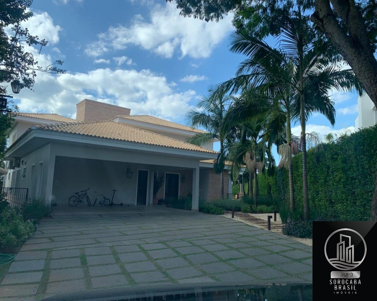 Casa residencial, condomínio lago azul, R$5.200,00 locação.