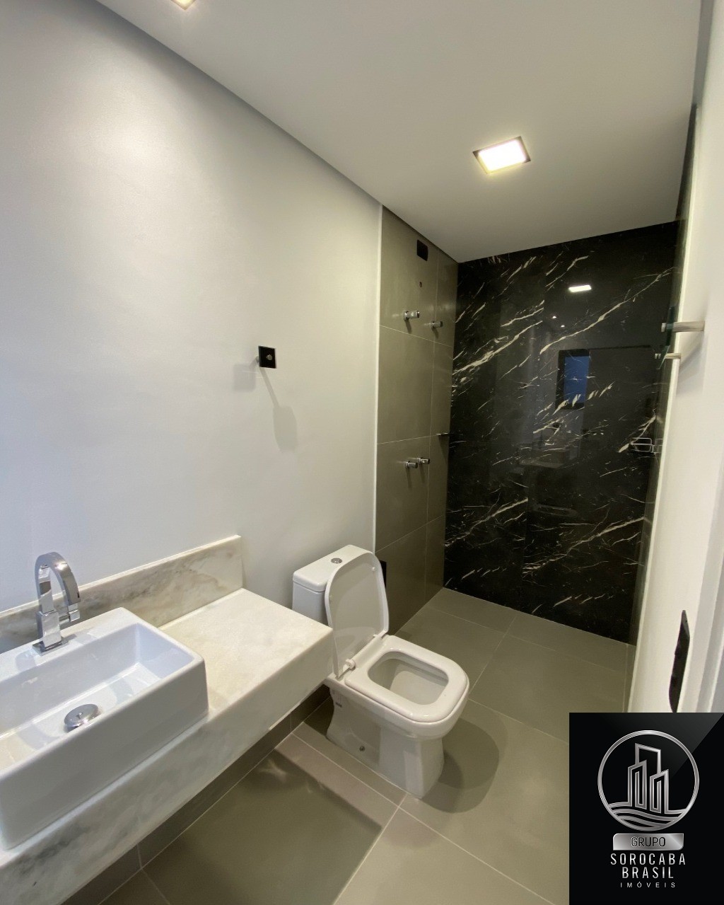 Casa no cond. Terras de são francisco, R$650.000,00.