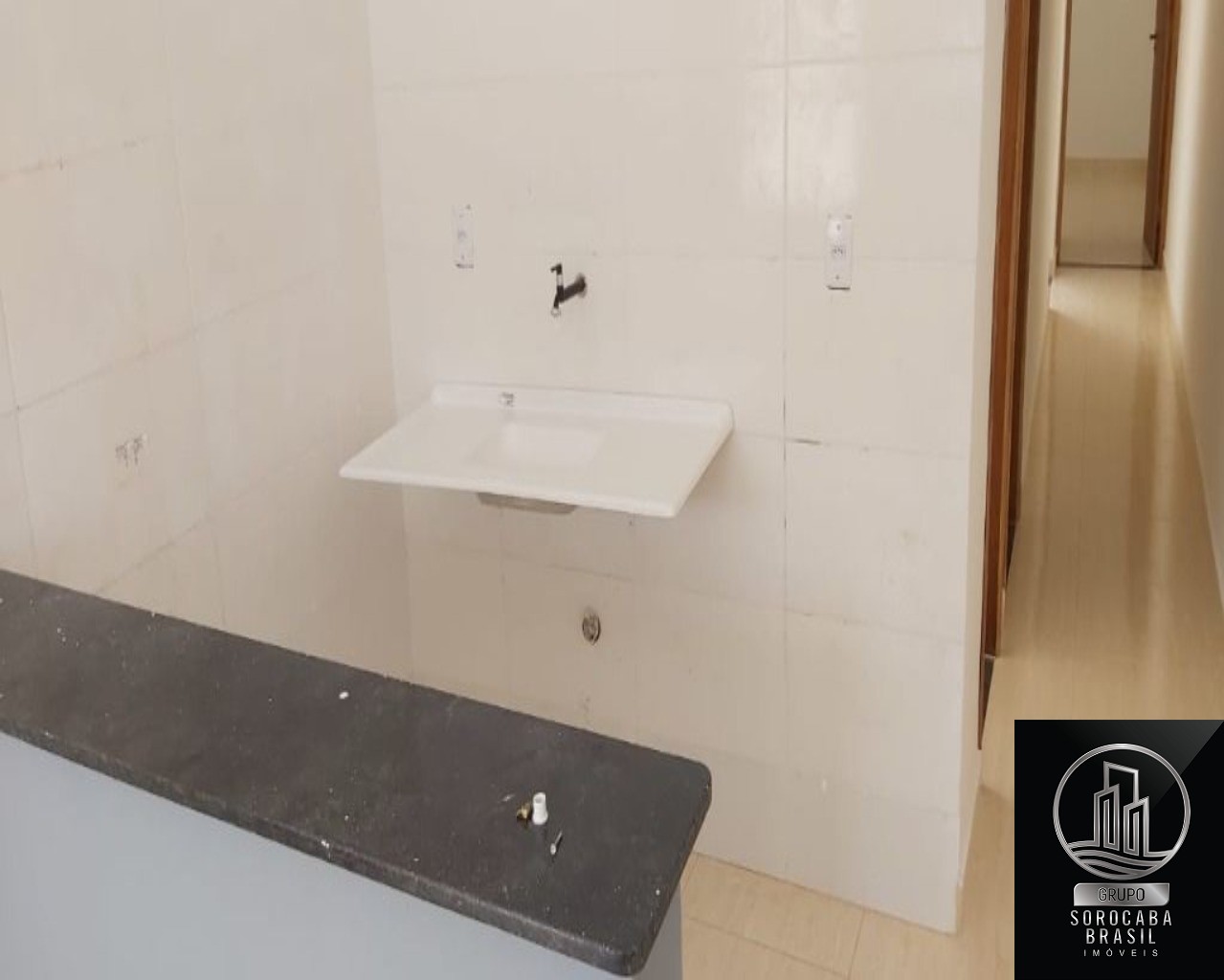 Casa com 2 dormitórios à venda, 50 m² por R$ 170.000 - jardi