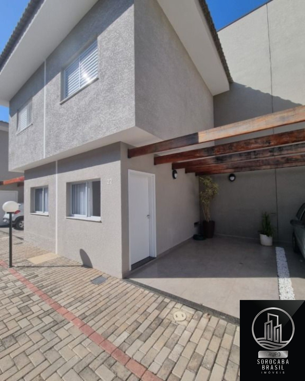 Sobrado com 2 dormitórios à venda, 60 m² por R$ 320.000 - vi