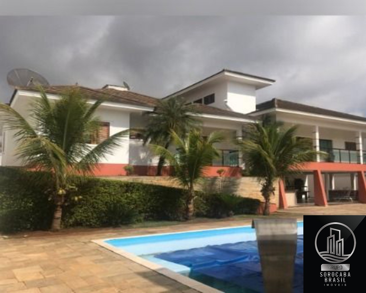 Sobrado com 4 dormitórios à venda, 560 m² por R$ 2.200.000 -