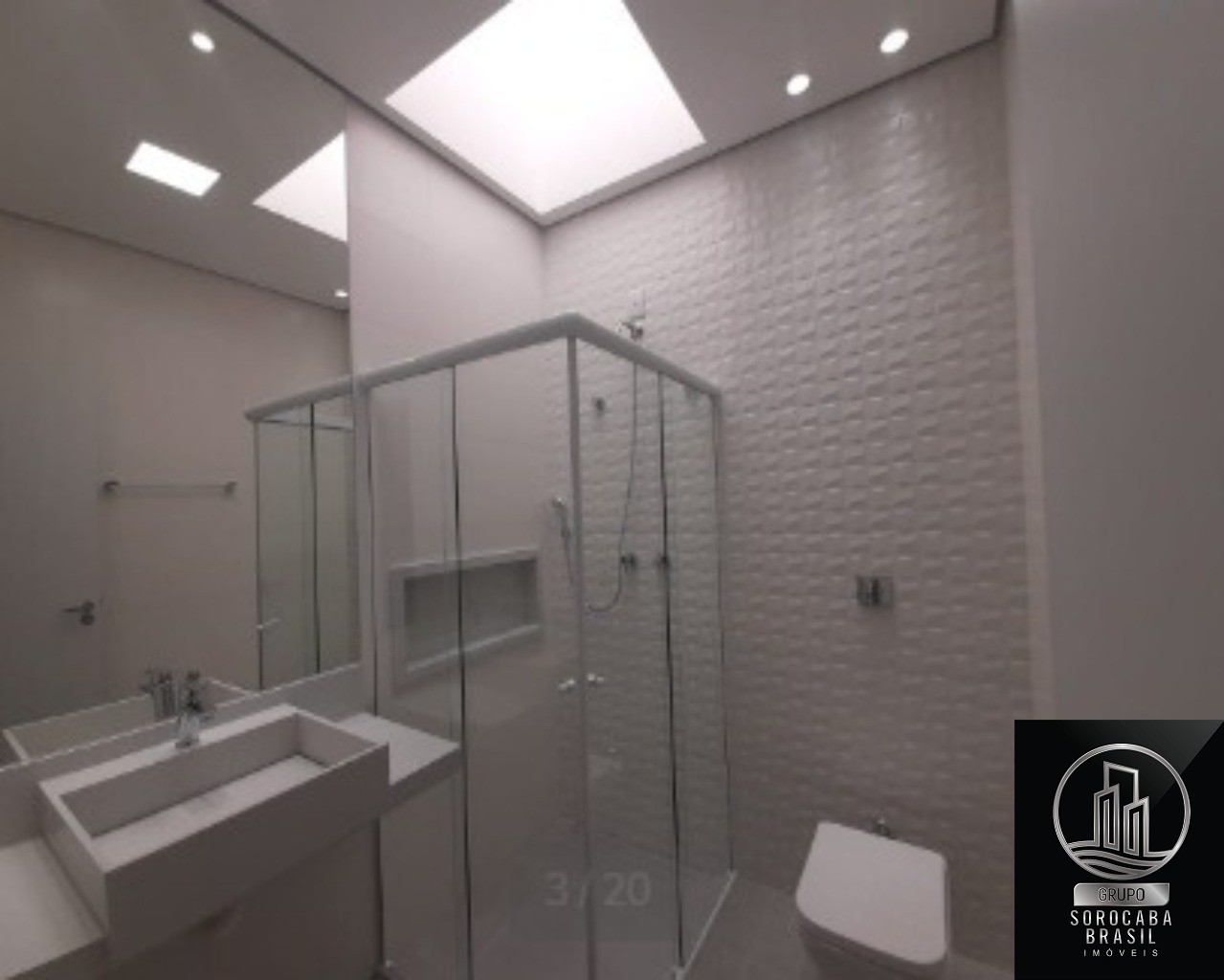 Casa á venda no jardim residencial helena maria R$969.000,00