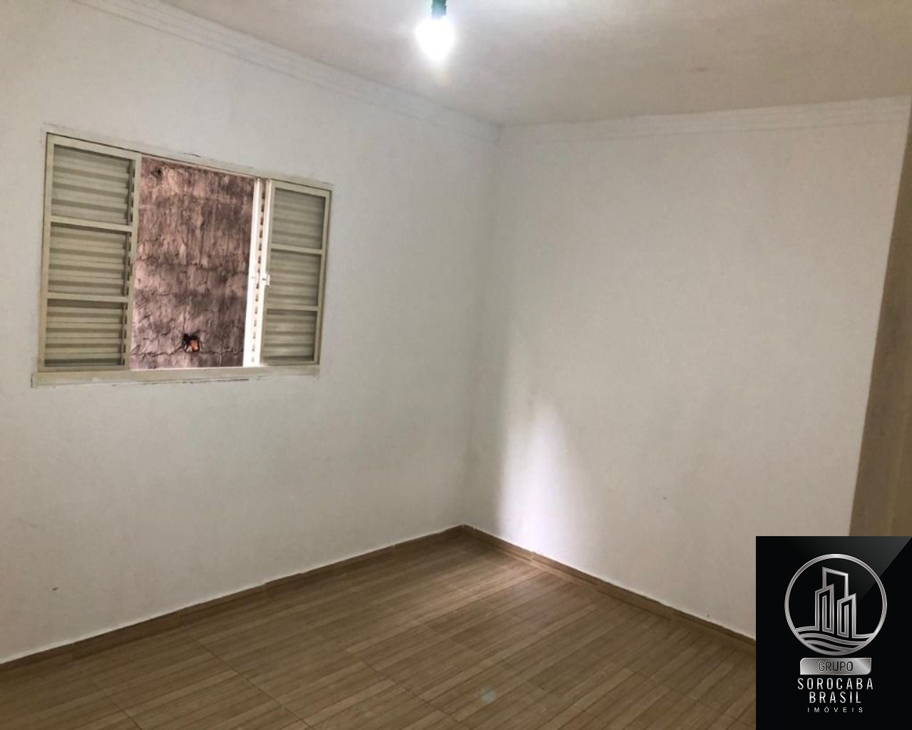 Sobrado com 3 dormitórios à venda, 150 m² por R$ 590.000 - j