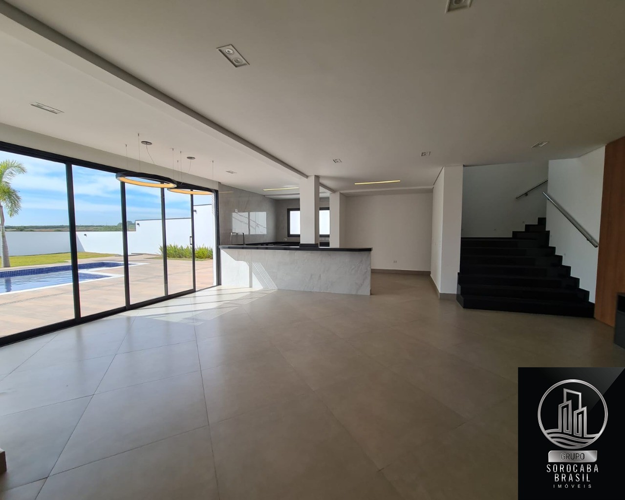 Belíssima casa térrea é venda R$4.480.000,00