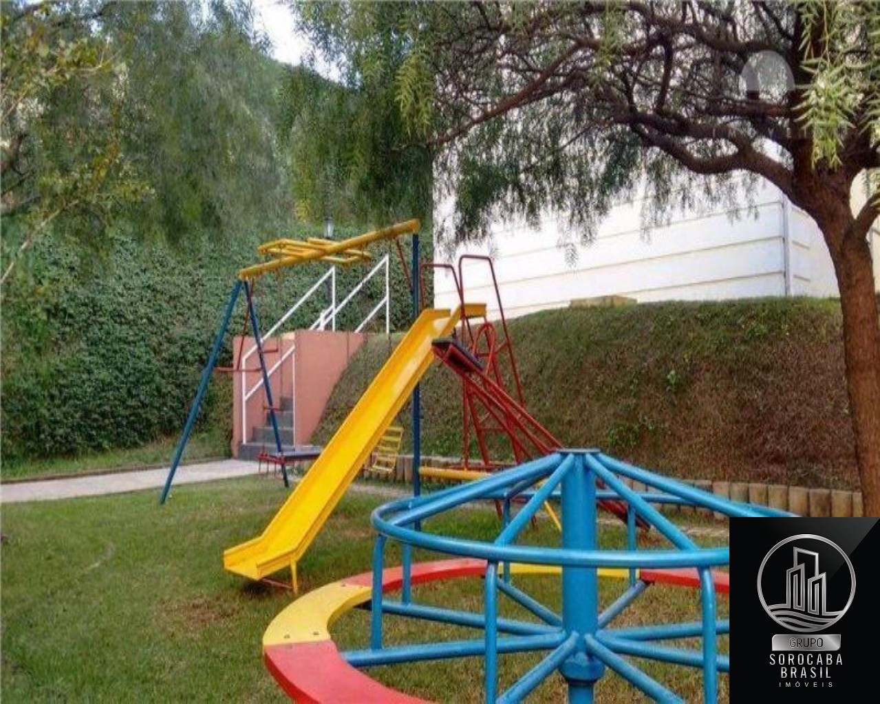 Apartamento com 2 dormitórios à venda, 54 m² por R$ 320.000 