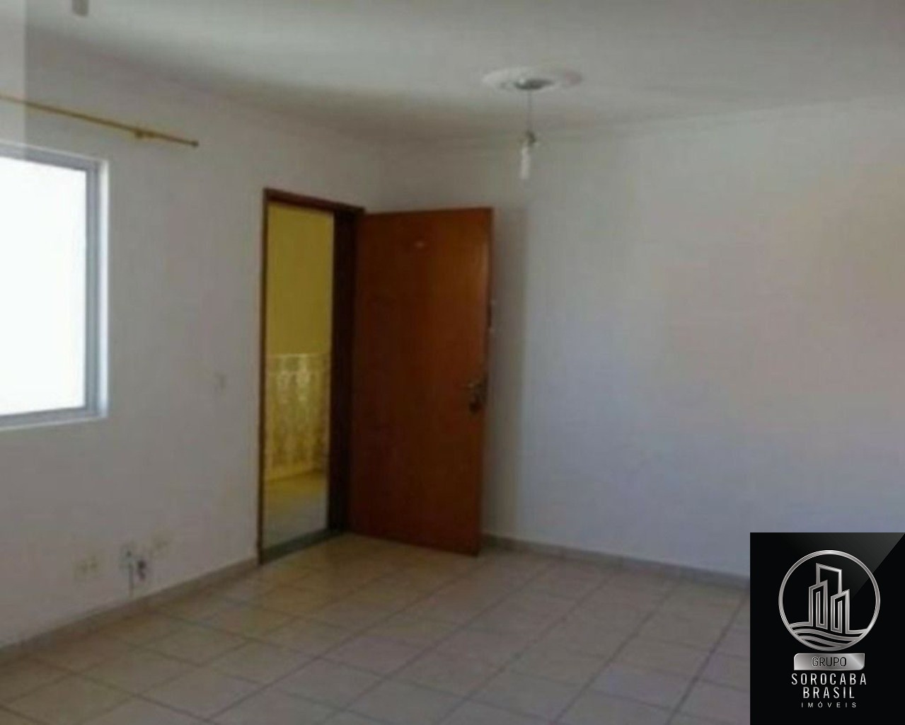 Apartamento com 2 dormitórios à venda, 53 m² por R$ 285.000 