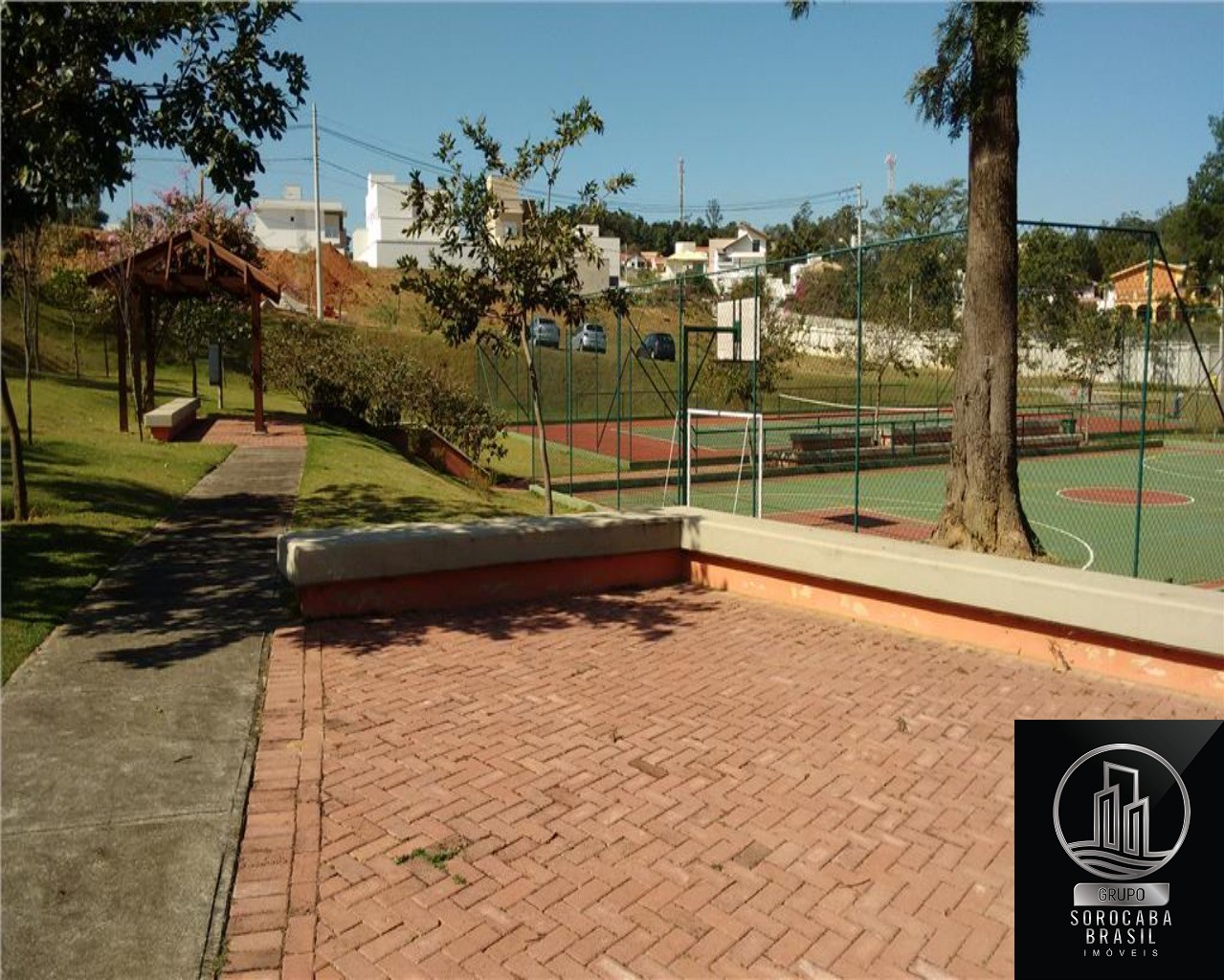 Casa com 4 dormitórios à venda, 254 m² por R$ 1.980.000 - co
