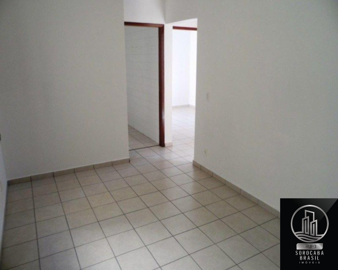 Apartamento com 2 dormitórios à venda, 53 m² por R$ 285.000 