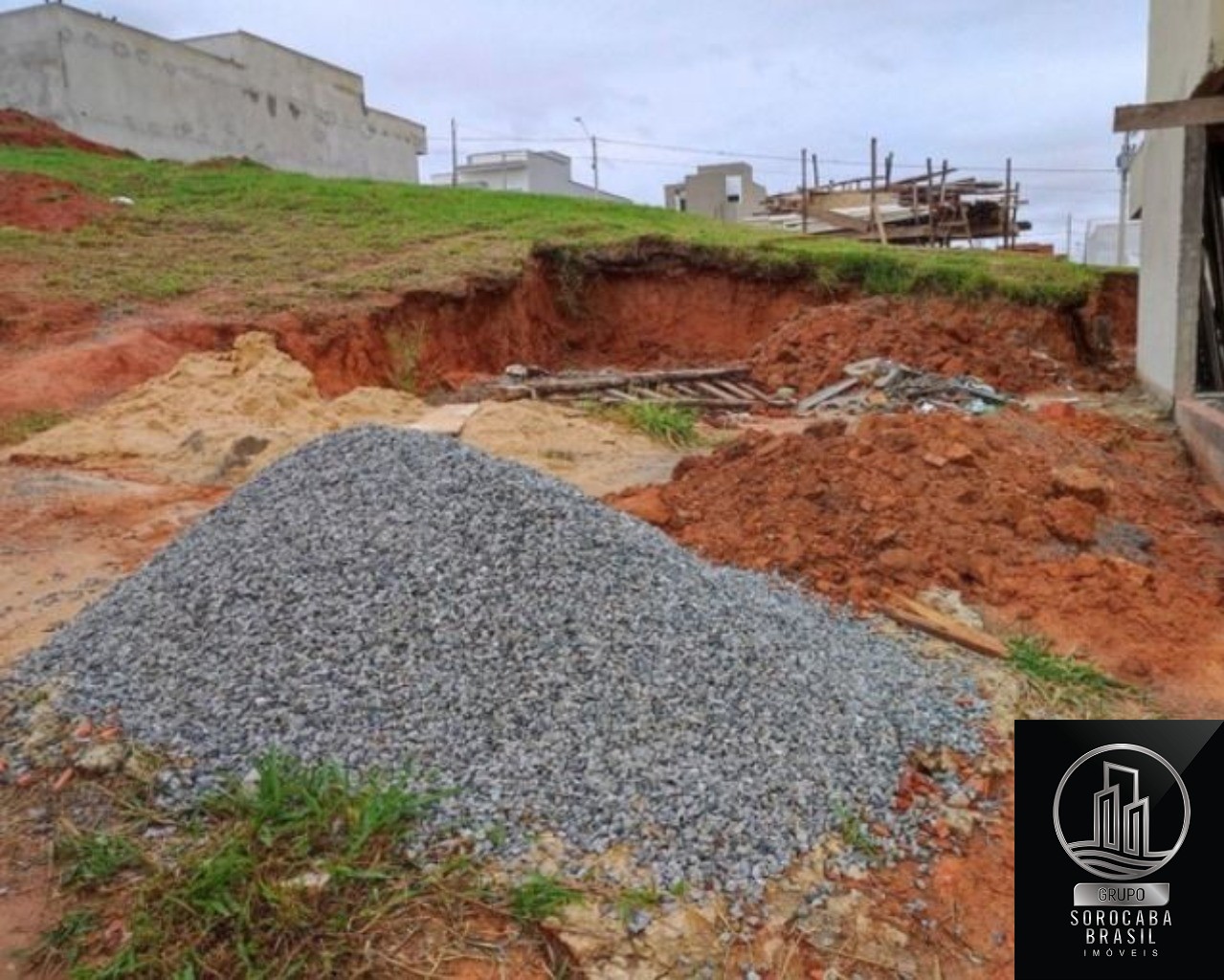 Terreno à venda, 200 m² por R$ 179.990 - helena maria jardim