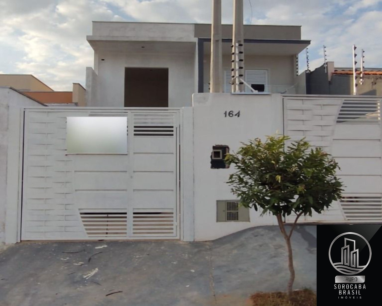 Sobrado com 2 dormitórios à venda, 90 m² por R$ 215.000 - ja