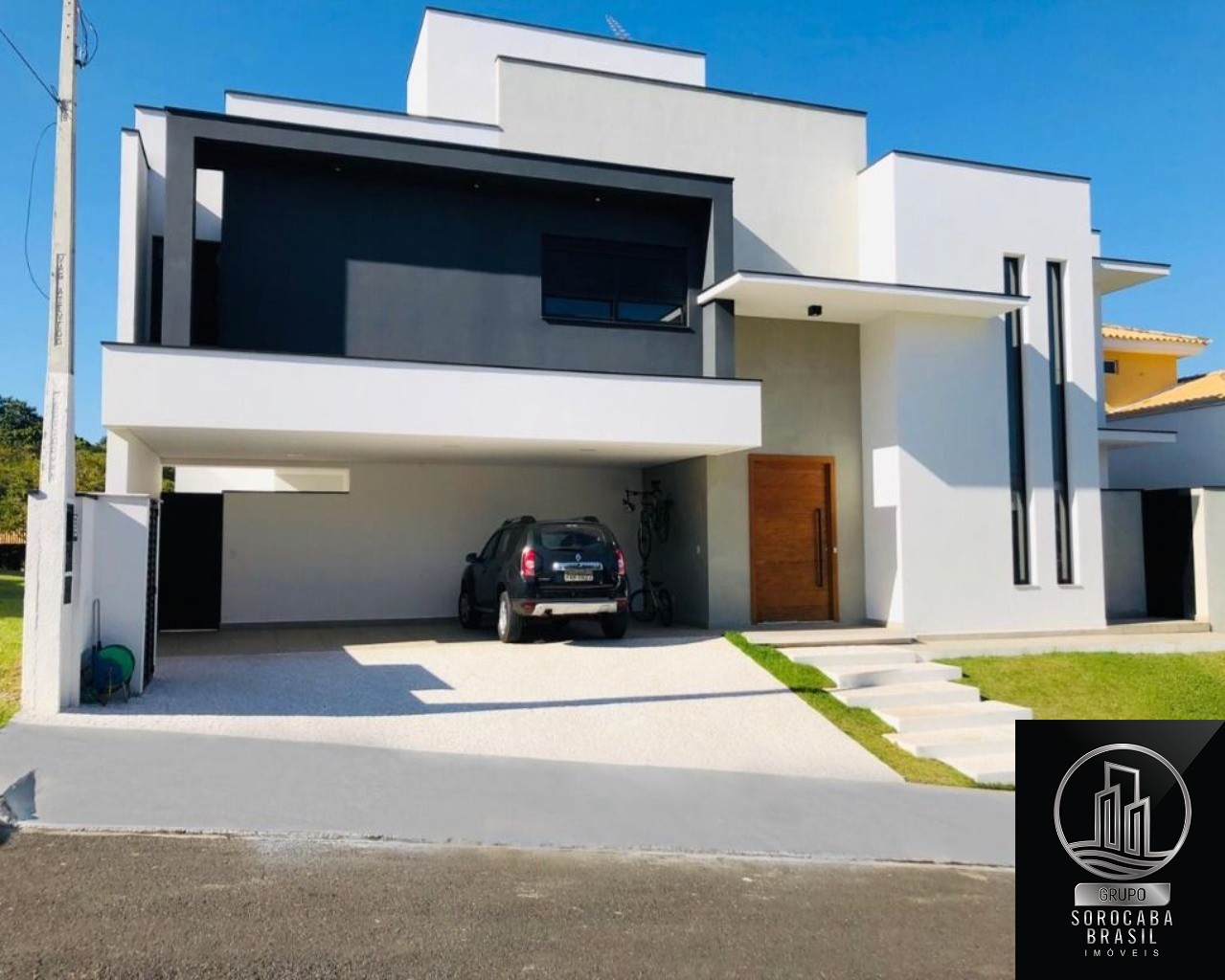 Sobrado com 4 dormitórios à venda, 330 m² por R$ 1.860.000 -