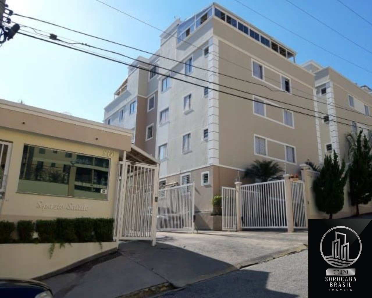 Apartamento com 2 dormitórios à venda, 49 m² por R$ 185.000 