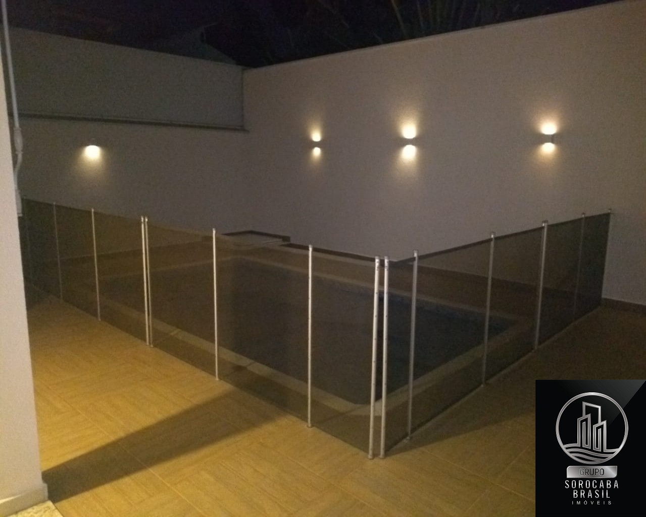 Casa seminova á venda R$1.430.000,00