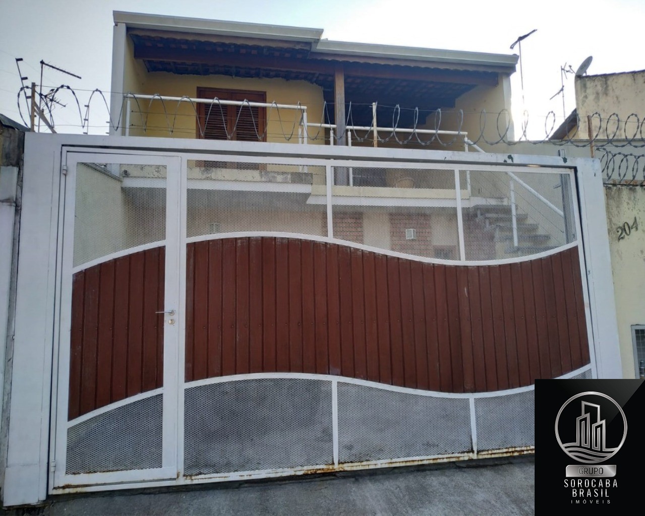 Sobrado a venda no bairro do jd. São guilherme R$360.000,00